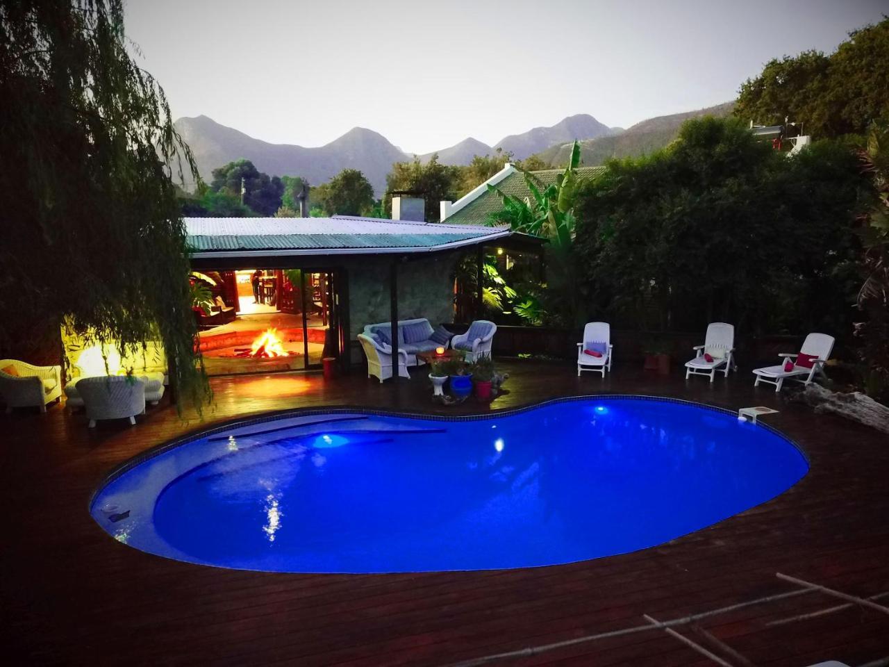 Mali Boutique Lodge & Tube 'N Axe Budget Accommodation Stormsrivier Exterior photo